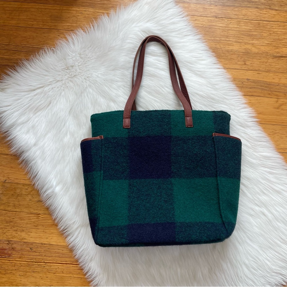 Plaid Tote Bag with Brown Handles
